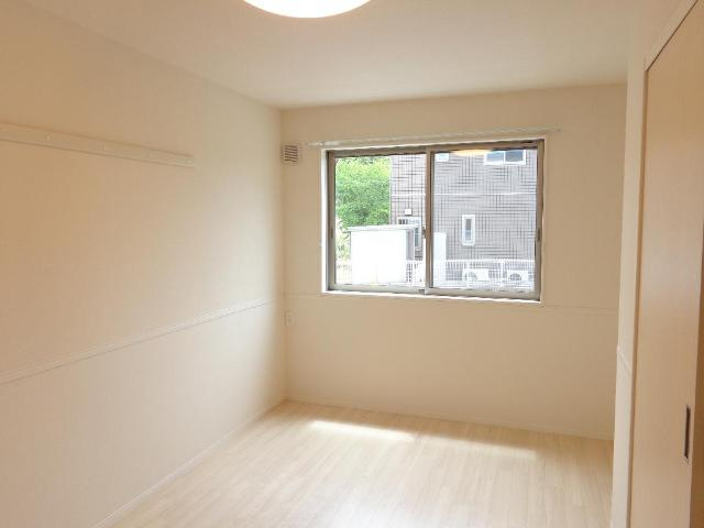 グレイスコートの寝室|洋室