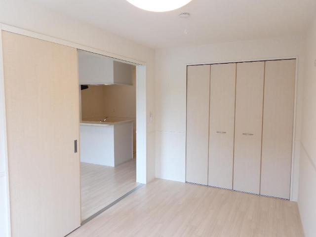 グレイスコートの寝室|洋室