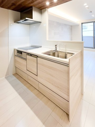 アルビオン　コートのキッチン|ビルトイン食洗機付きで、家事の手間も軽減♪