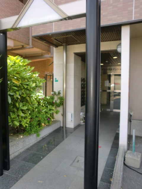 サンユタカマンションのエントランス