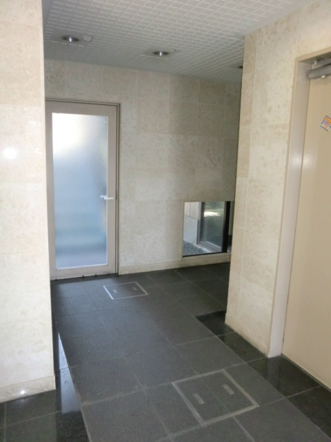 サンユタカマンションのロビー