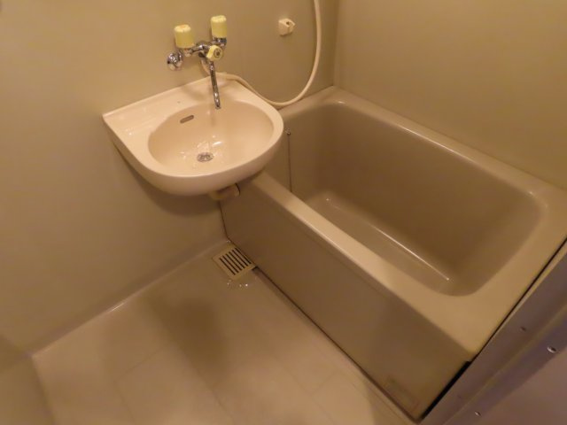 サンユタカマンションの浴室