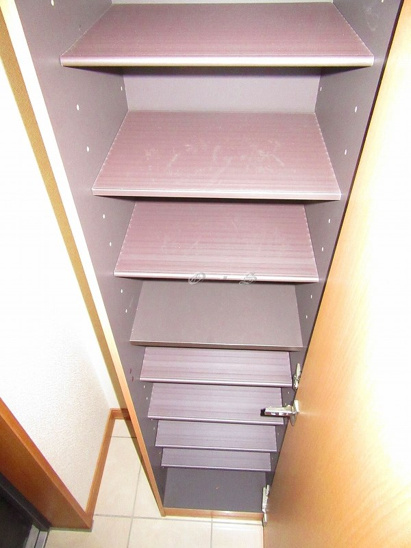 シューズボックス 