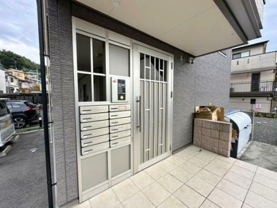  | ベラ・ルーチェ東山