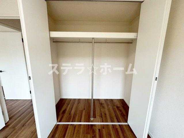 メゾン千里丘新芦屋2番館の収納|大きなものも収納できそうです