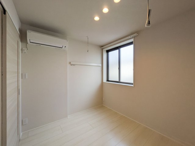 アルビオン　コートの寝室|インターネットは導入済みWi-Fi無料、入居後すぐに使えます♪