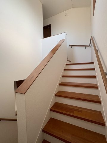 津幡町中須加　の内装