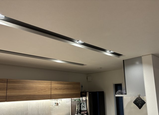 津幡町中須加　の居間・リビング