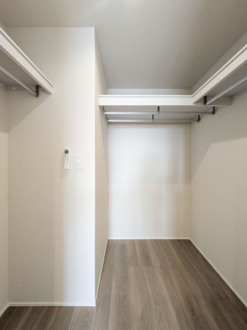 アルビオン　コートの収納|大容量のWICがうれしい♪