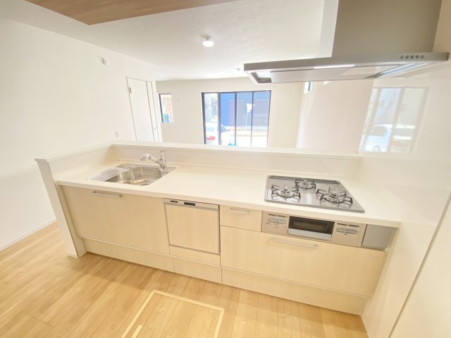 『八王子市新築戸建て』八王子市楢原町979-16【仲介手数料無料】　２期のキッチン|～仲介手数料無料☆八王子ひなた不動産～八王子市楢原町　新築戸建て