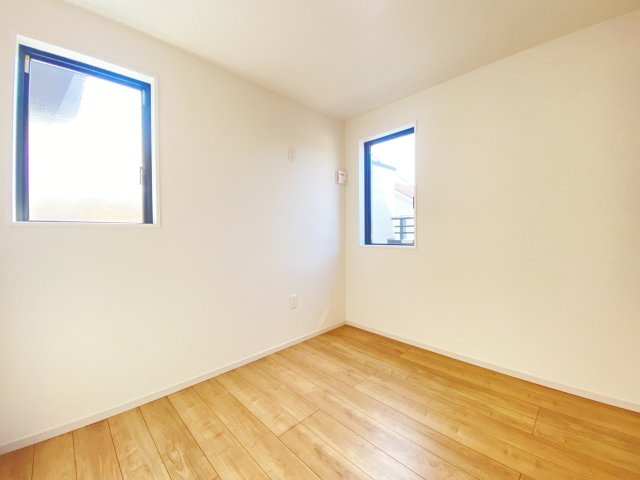 『八王子市新築戸建て』八王子市楢原町979-16【仲介手数料無料】　２期の洋室|～仲介手数料無料☆八王子ひなた不動産～八王子市楢原町　新築戸建て