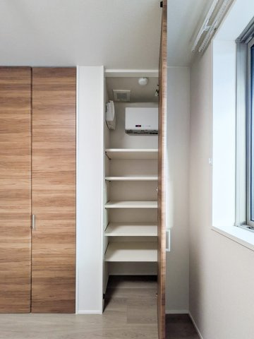 アルビオン　コートの収納|大容量の奥行きのあるクローゼット