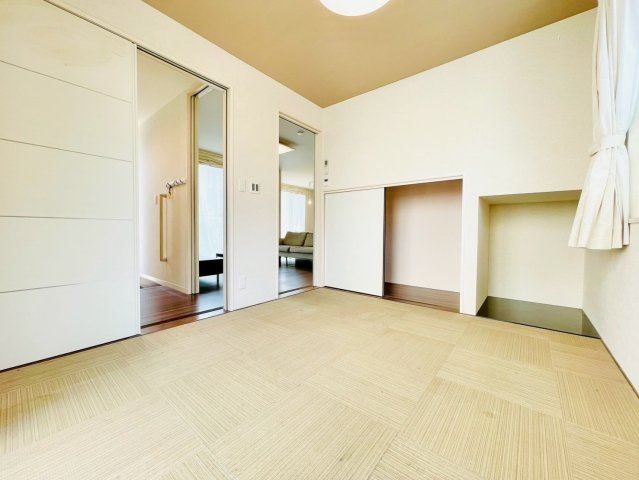 長久手市岩作三ケ峯戸建の和室|和室②