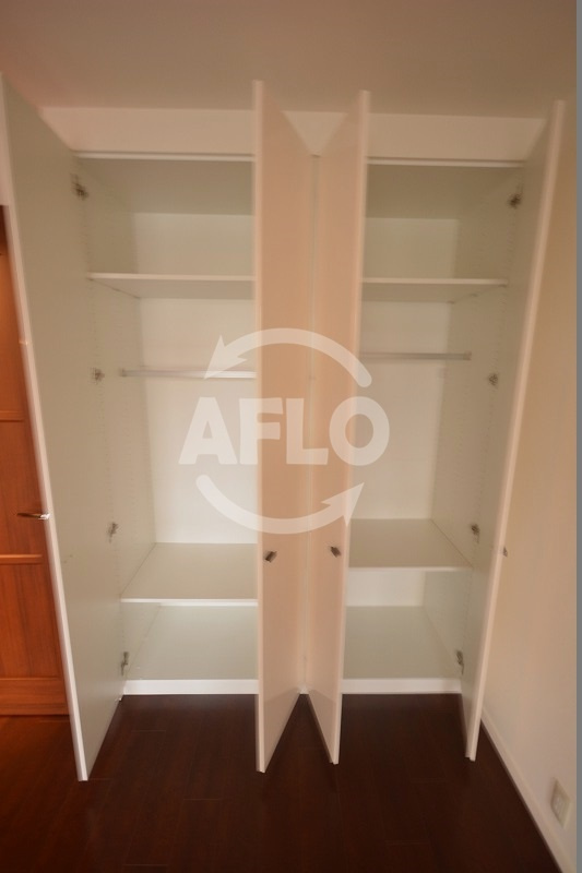 カスタリア上町台の収納|カスタリア上町台　クローゼット