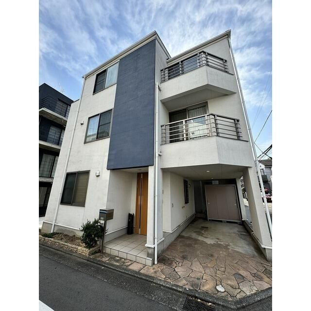 奥沢4丁目貸家の外観