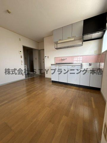 仲介手数料０円！フォーブルJUNの居間・リビング