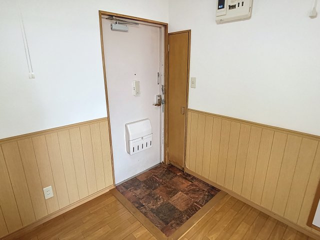 シャトレ―木の実町の玄関