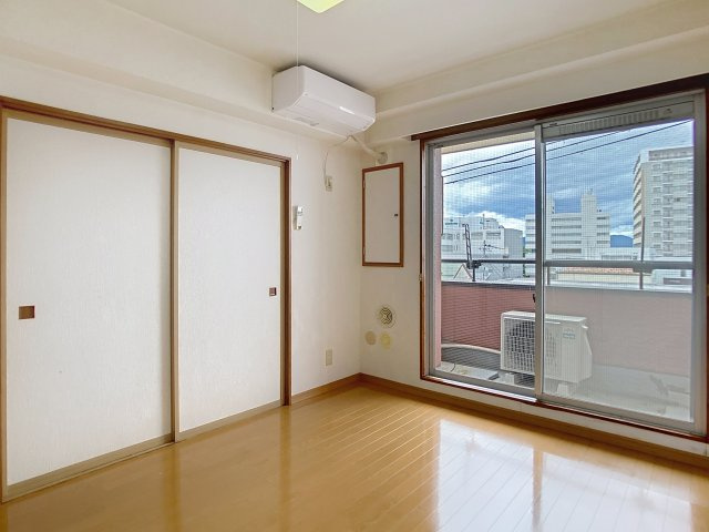 シャトレ―木の実町の居間・リビング