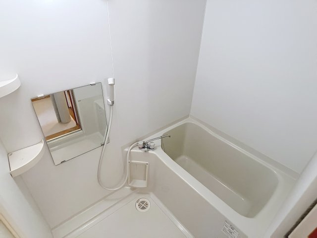 シャトレ―木の実町の浴室