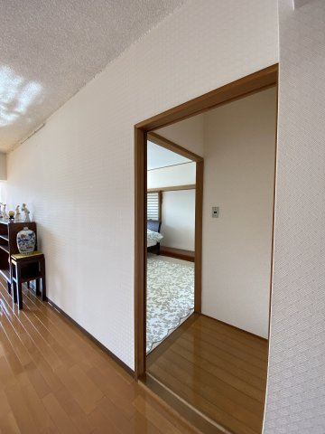 熱海プラザの居間・リビング