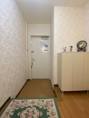 熱海プラザの玄関