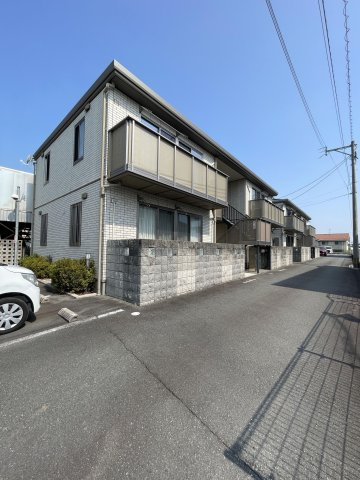 エクリスの外観|お洒落な外観です★