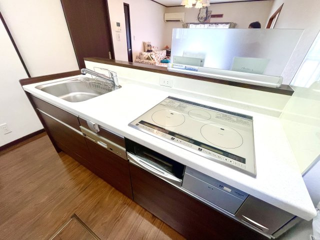 長久手市塚田戸建のキッチン