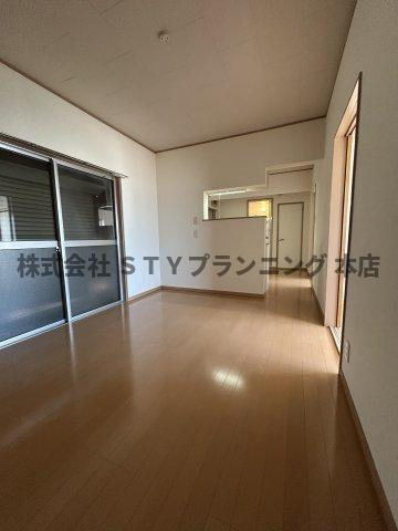 仲介手数料０円！コーポおおくらの居間・リビング