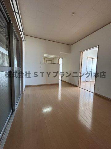 仲介手数料０円！コーポおおくらの居間・リビング