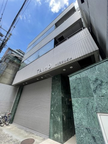 TAIHOクリスタルビルの外観