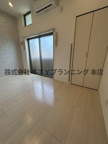 仲介手数料０円！Grande鶴羽の居間・リビング