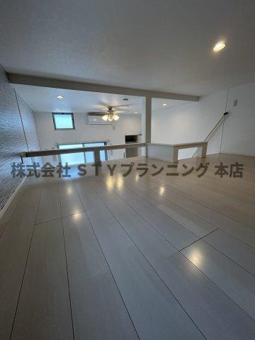 仲介手数料０円！Grande鶴羽の洋室