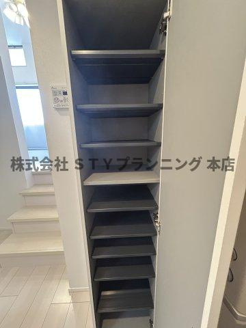 仲介手数料０円！Grande鶴羽の収納