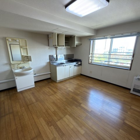 ハイツタイセイ（蘭西）の居間・リビング