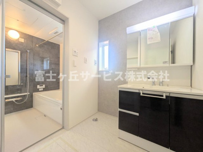 【脱衣所】 | 浜松市中央区泉4丁目 2期 新築一戸建て | 脱衣所です