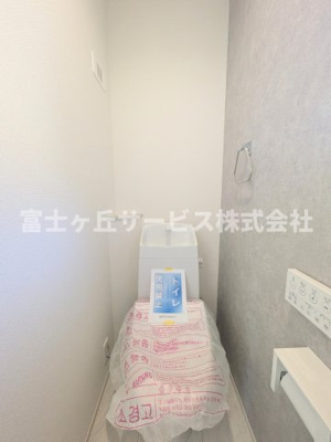 【トイレ】 | 浜松市中央区泉4丁目 2期 新築一戸建て | １F2F同タイプのトイレがあります