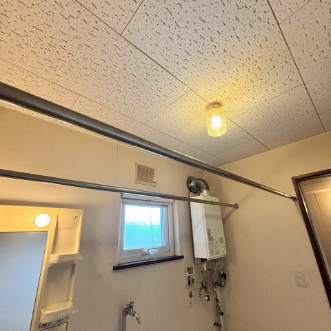 ハイツビバリーのロビー