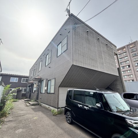 ハイツビバリー