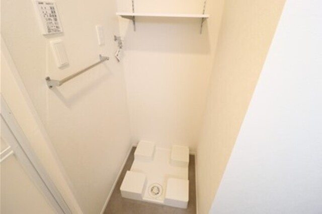 ＩＳＨＩＫＡＷＡ　ＨＩＬＬＳ　Ⅸの設備|室内洗濯機置き場