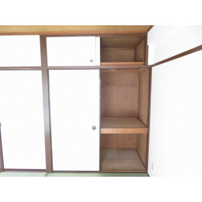 【収納】 | コーポ四季 | 押入れ