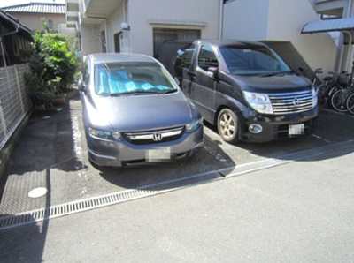 【駐車場】 | シャイニング