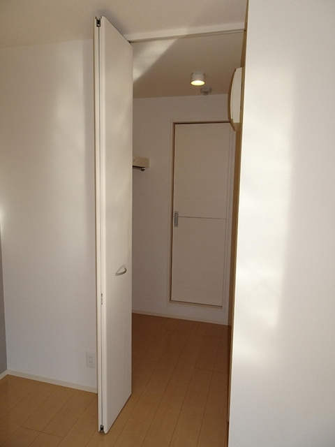 アースガーデンＳＯＪＡの収納|ウォークインクローゼット