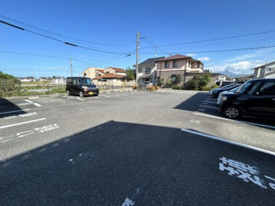 【駐車場】 | メゾン・エタンスレ