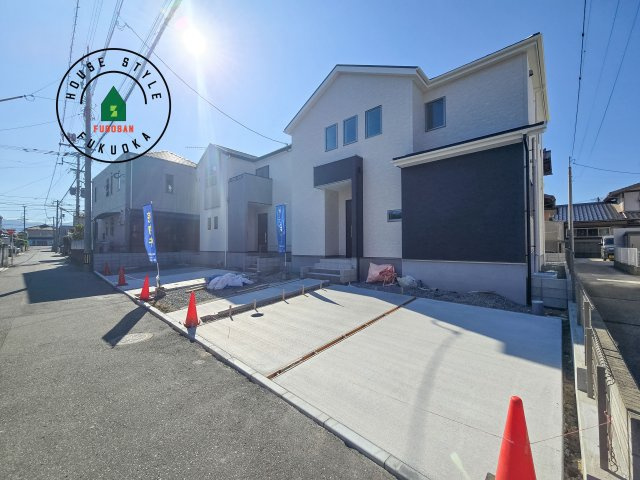 古賀市天神4丁目第2-2棟(2号棟）の前面道路含む現地写真|見学の時間などお気軽にお問い合わせ下さい。