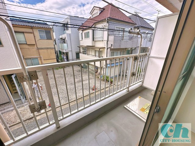 コーポラス篠原 203号室のバルコニー