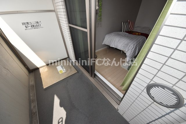 アーデンタワー西本町のバルコニー