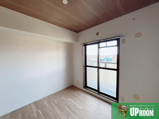 パラシオイトウの内装