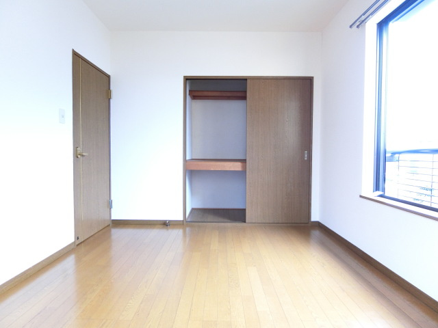 グランシャリオB棟の寝室|同物件別部屋イメージ写真