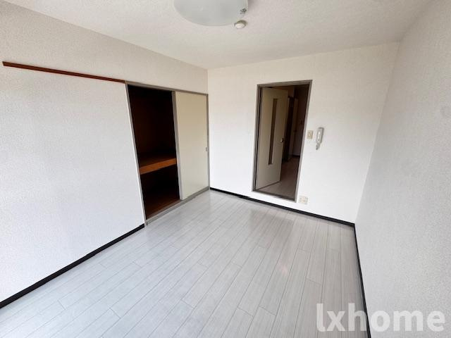 中村10番館の居間・リビング|こちらの居間で趣味の時間をお楽しみください