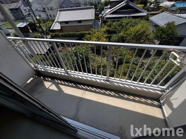 中村10番館のバルコニー|落ち着いた時間を過ごせるバルコニーです